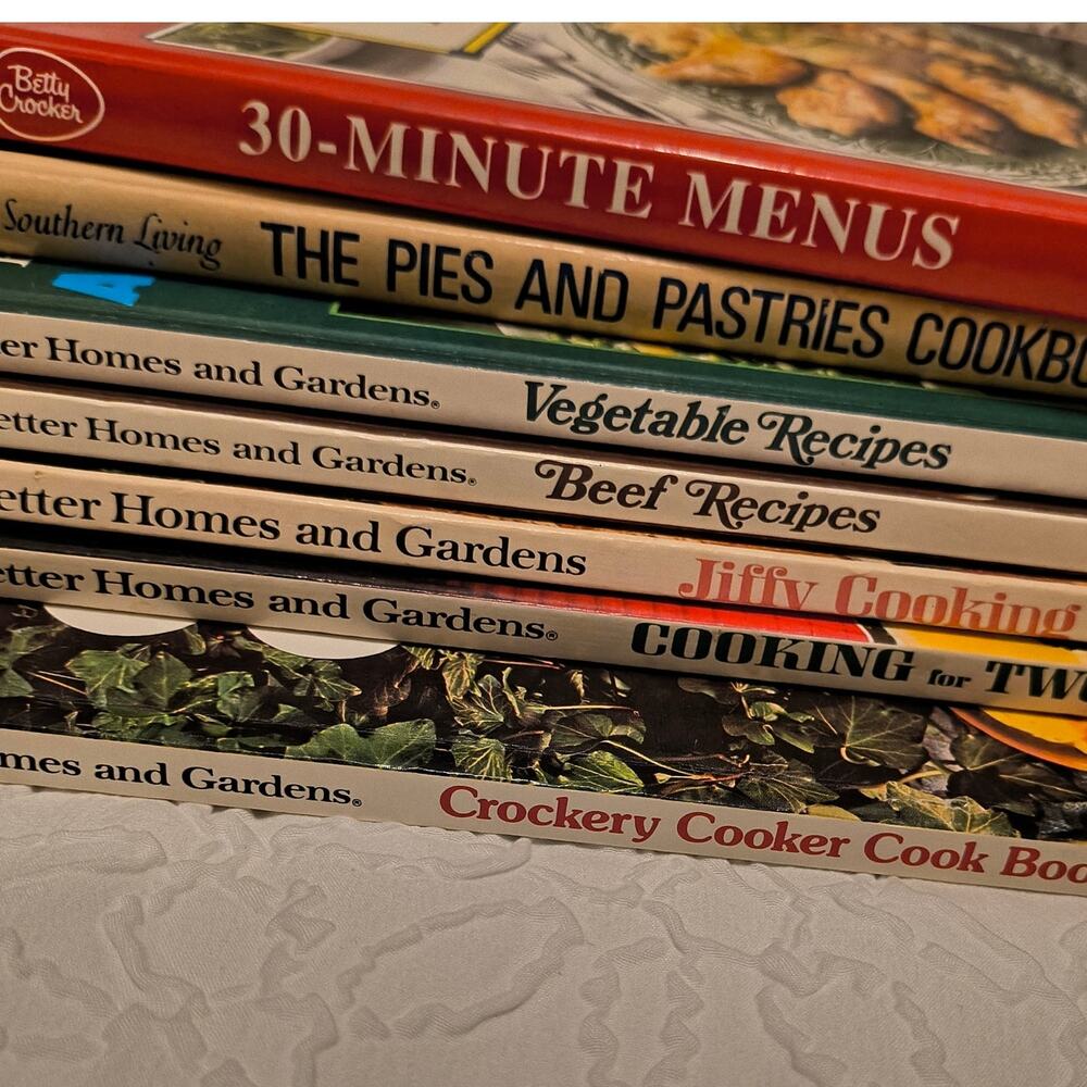 Set of Vintage CookBooks